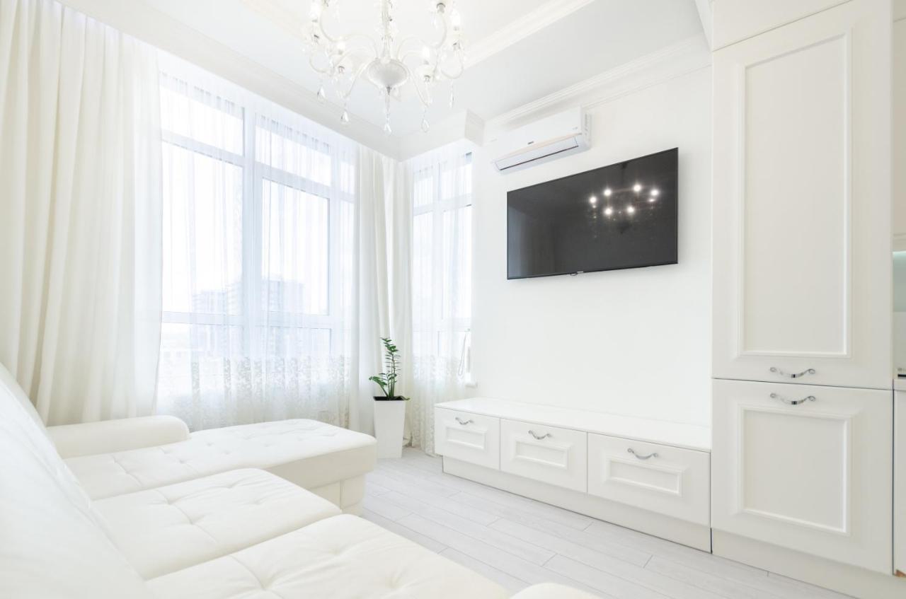 Petrovdom Apartments 10-353 In Rc Central Park, 7 John Mccain Street Київ Екстер'єр фото