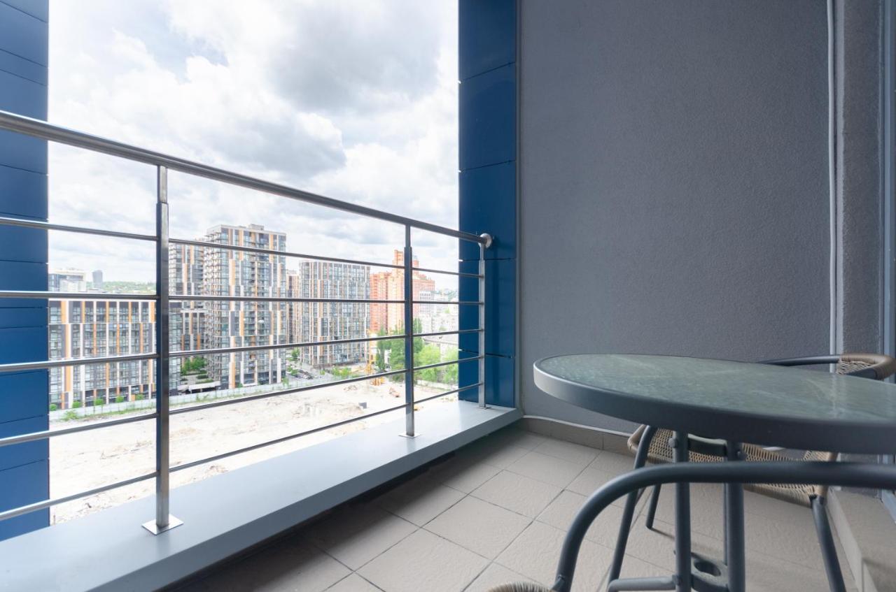 Petrovdom Apartments 10-353 In Rc Central Park, 7 John Mccain Street Київ Екстер'єр фото