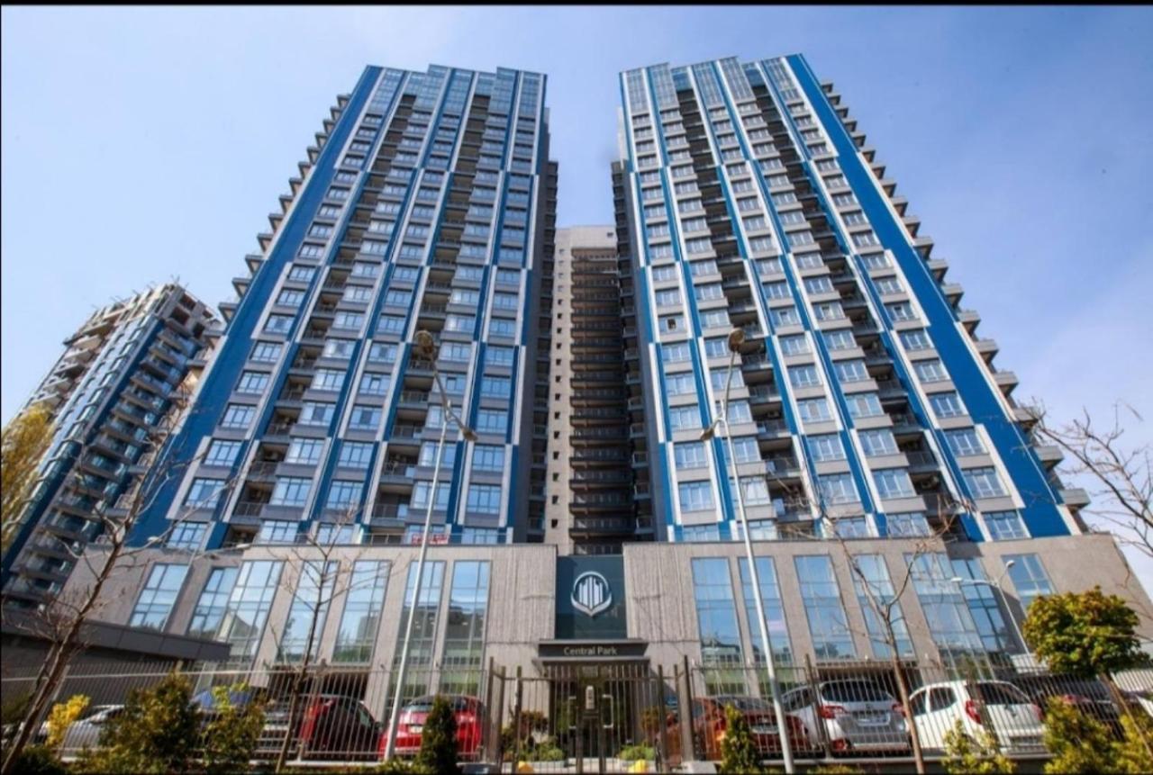 Petrovdom Apartments 10-353 In Rc Central Park, 7 John Mccain Street Київ Екстер'єр фото